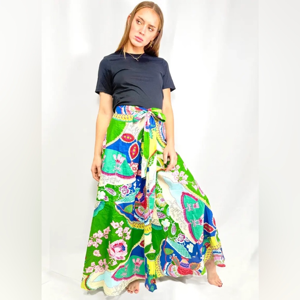 NWT Farylina Green Bali Printed Wrap Maxi Skirt size S